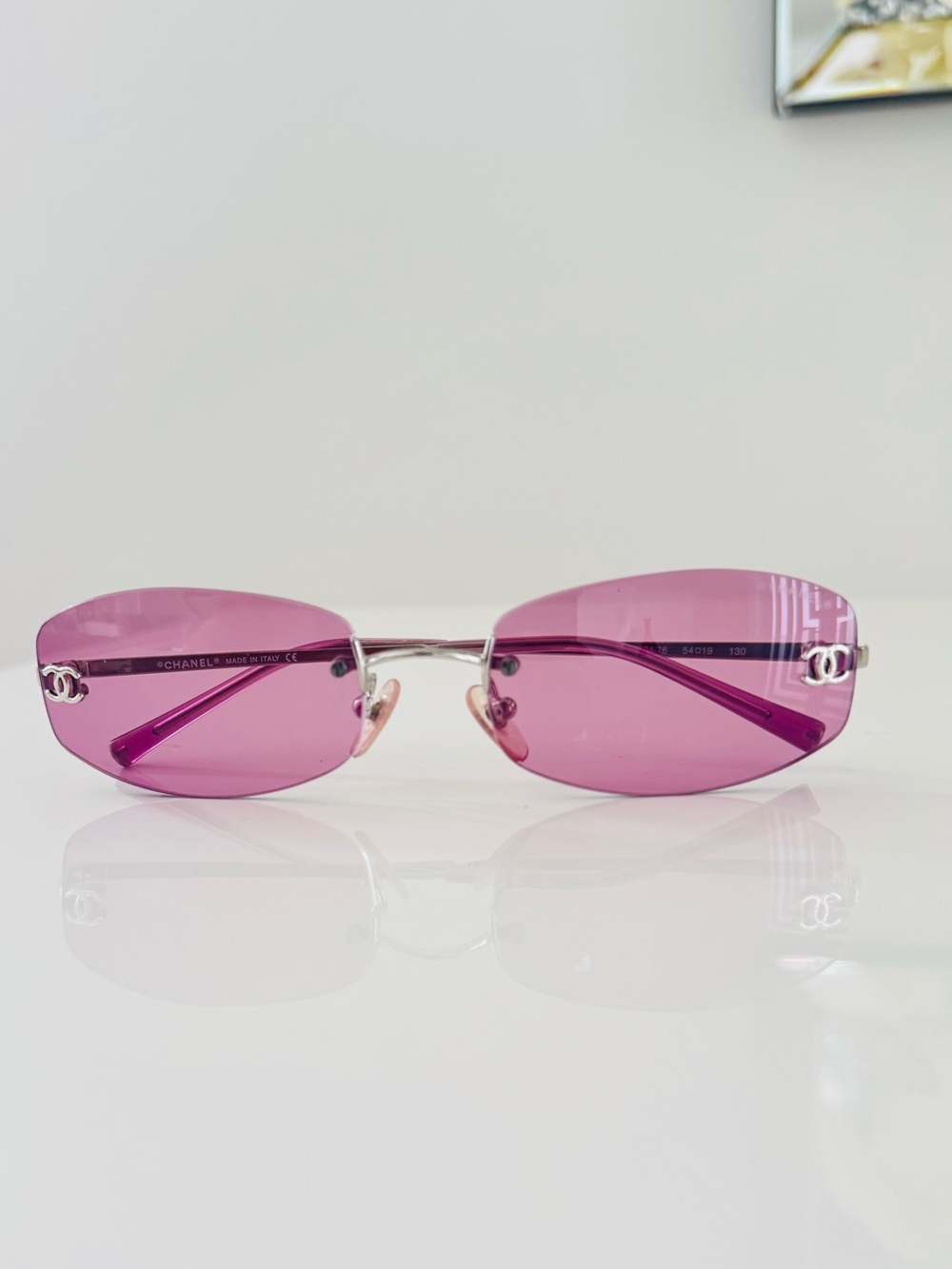 RARE 🍒Vintage Chanel pink  rimless sunglasses.